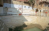 Varanasi - Manikarnika Kund